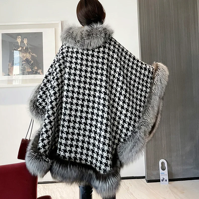 Women Winter Cape Fashion Warm Poncho Luxury Fur Black Shawl Cardigan Women's Poncho with Fur Elegant Party Coat Fuzzy Outerwear