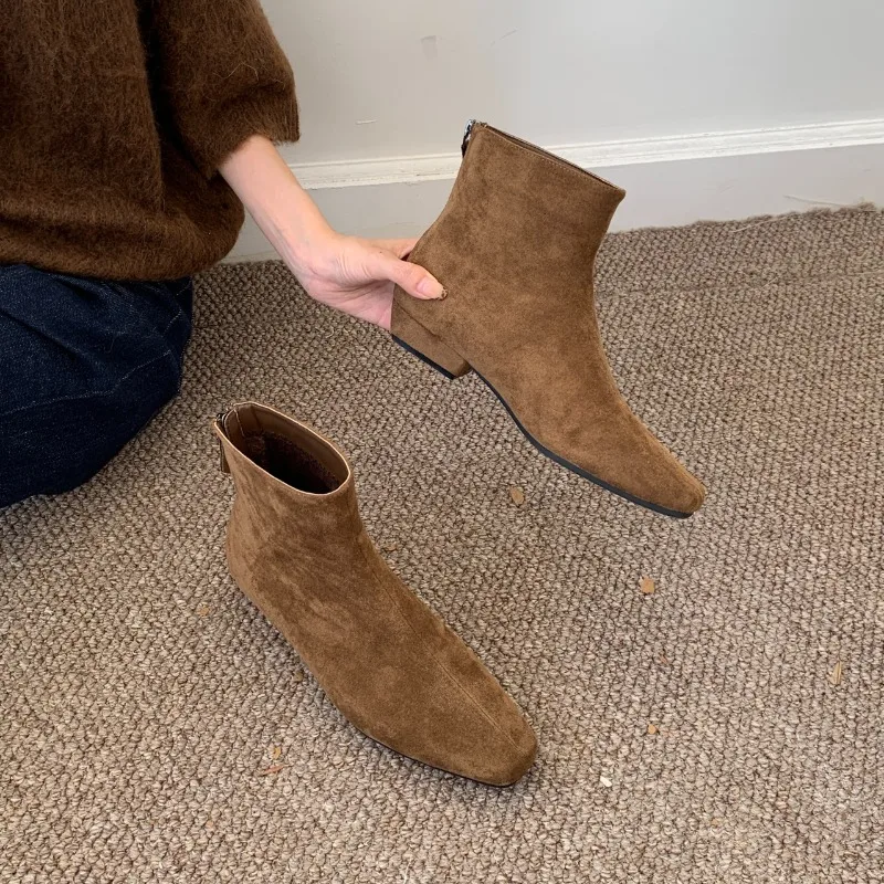 

2025 New Style Short Plush Women Ankle Boots Fashionable Square Toe Short Booties Ladies Elegant Low Heels Boots Zapatos Mujer
