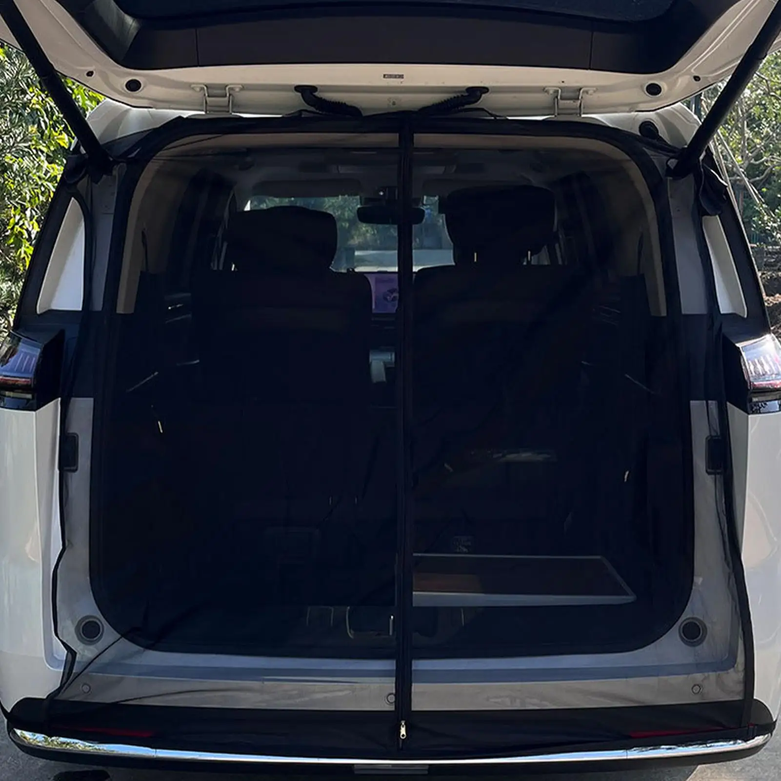 Car Tailgate Mesh Screen for SUV 58x57Inch Heavy-Duty Magnetic SUV Rear Window Protection Screen for Travel Road Trip Picnic