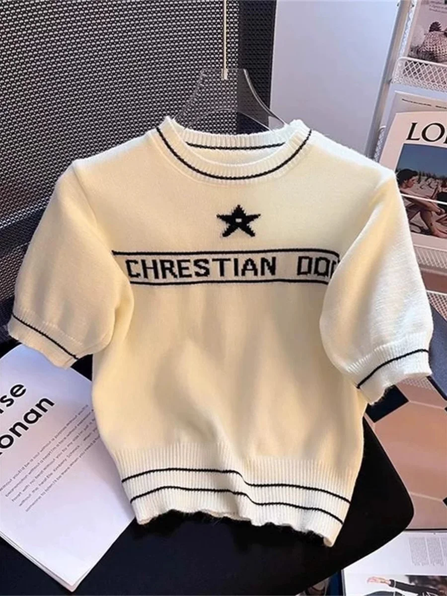 

White Knitted ort Sve T-irt Women's Spring Summer Design Sense Small Cro Faion Slimming Embroidered Letter Top