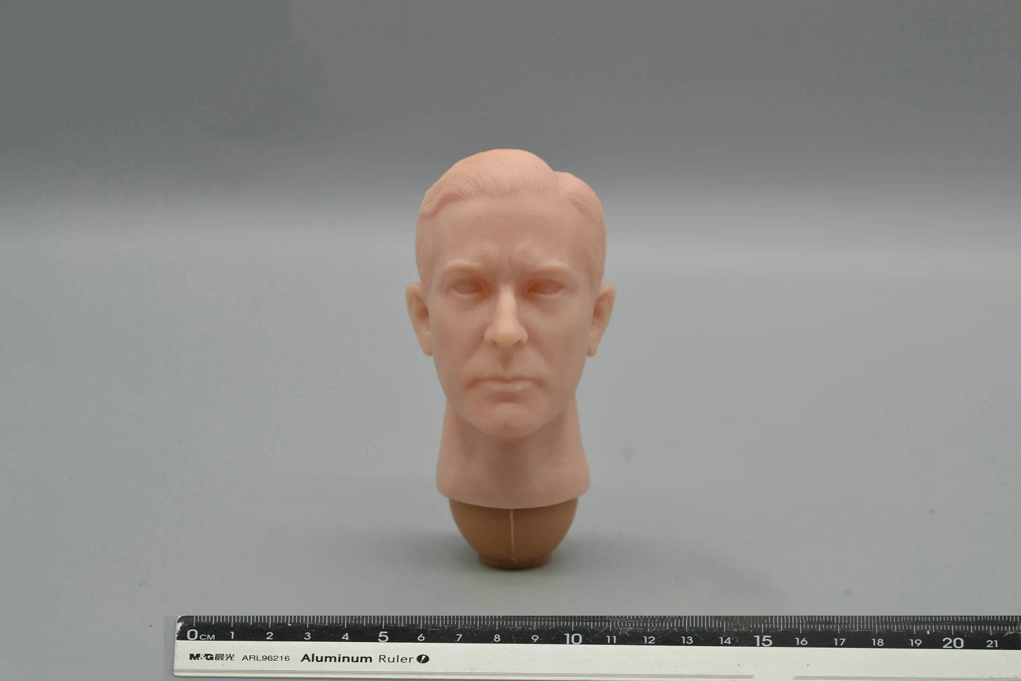 

BROWN ART BA-0006BS 1/6 WWII Armored Soldier Albuginea Head Carving Bracket Belt Model Toy Fit 12'' Action Figure Body In Stock
