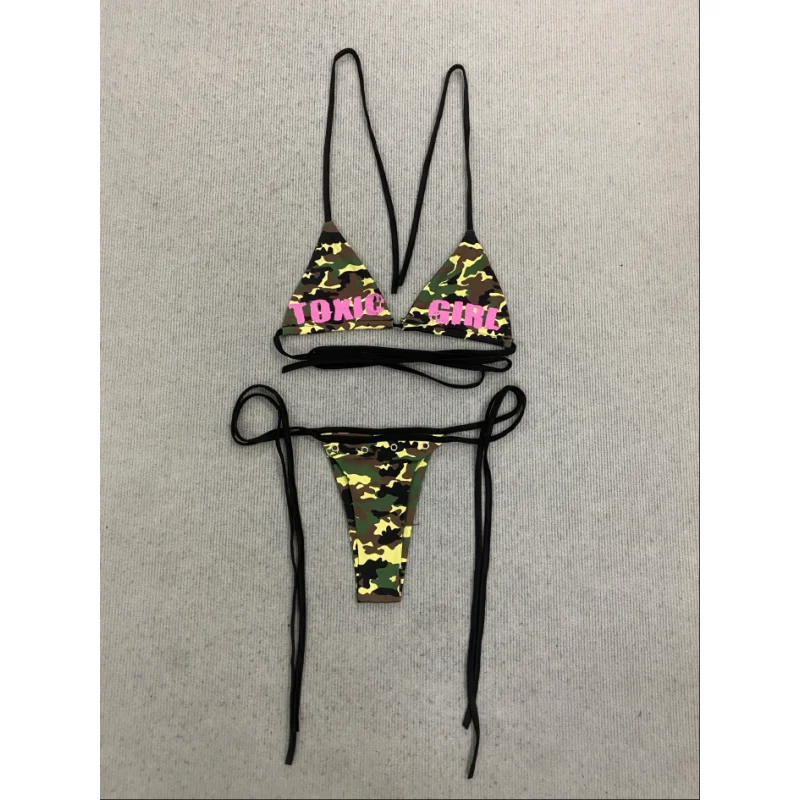 

Летний купальник с бретелями на шее, сексуальный пикантный дизайн, пляжный раздельный купальник в стиле миллениум-субкультуры, комплект бикини с камуфляжным принтом