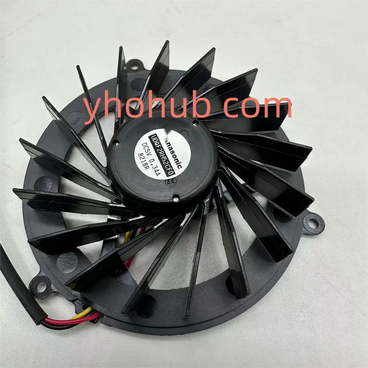 UDQF2RH52CF0 DC 5V 0.34A 3-wire Server Cooling Fan