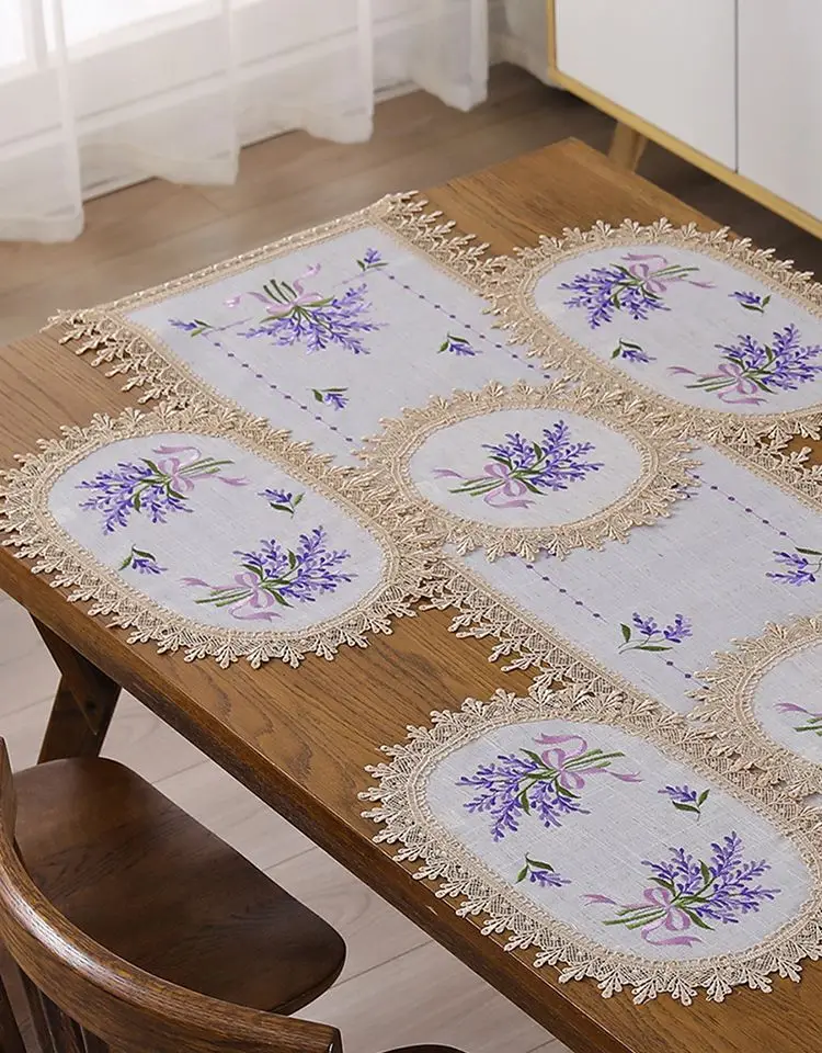 4 pezzi BOHAO Tablemat Set di lusso tovaglia ovale rettangolare in pizzo ricamato lavanda per tovaglietta in lino per tovaglietta da pranzo per feste