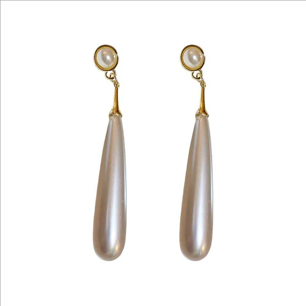 Silvery Needle French Retro Pearl Teardrop Earrings Elegant And High-end Studs Simple Sweet Jewelry For Women