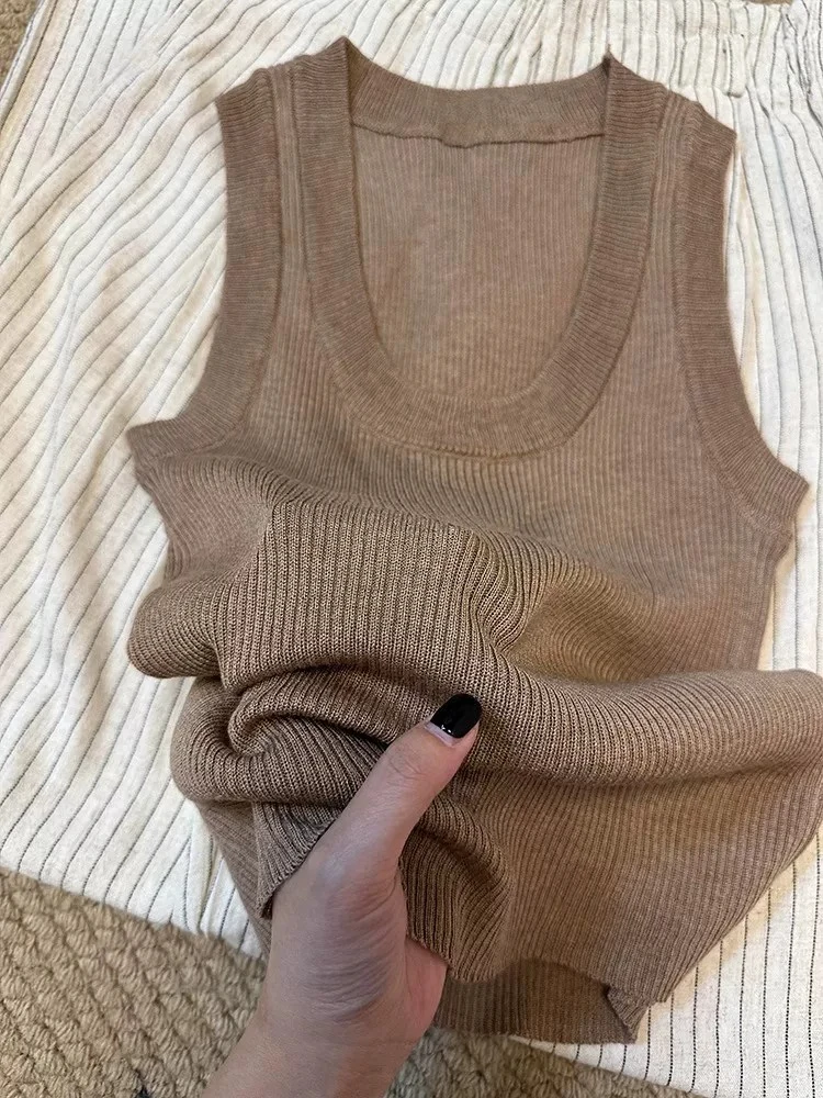 Slim Fit Knitted Vest Camel Color U Neck Sleeveless Top for Women Short Length Breathable Summer Fashion Casual Wear
