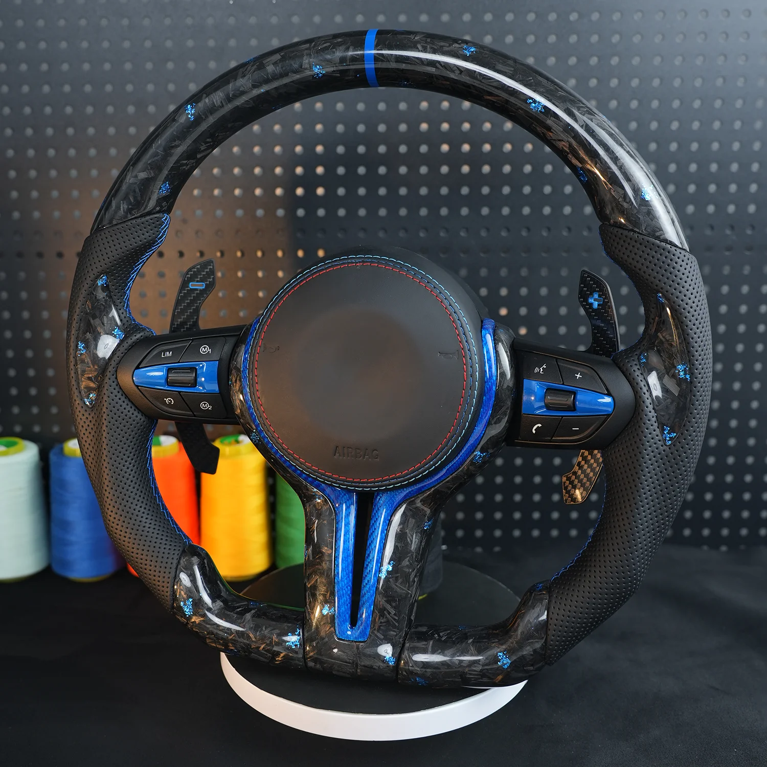 

Suitable For BMW Flat Bottom Real carbon fiber blue steering wheel M Sport F20 F23 F44 F34 F10 F11 F06 F48 F26 F15 F16 F80 M3 M5