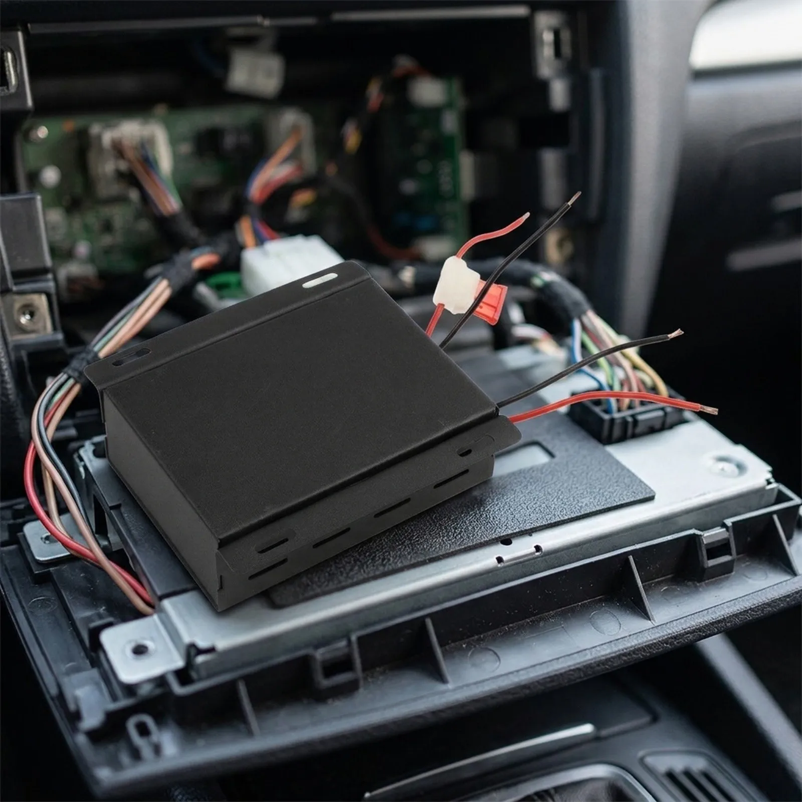 T8000S 24V To 13.8V 20A Step Down Transformer Metal Car Power Supply For Vehicle Radio Communication Device Accessories