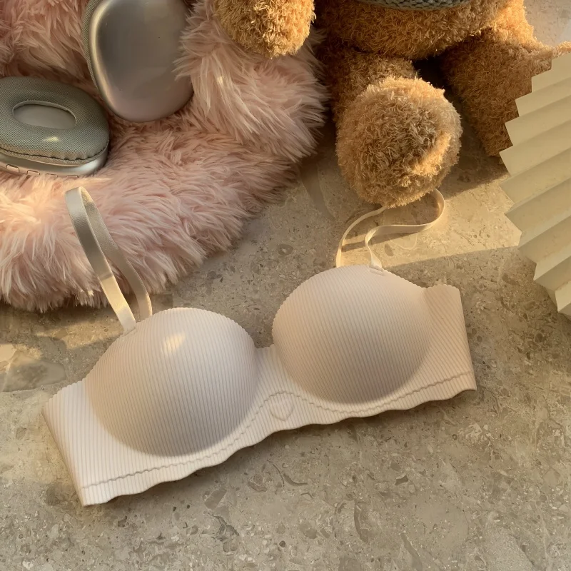 Thumbnail 4 - #50 Low Cost Invisible Bras That Work