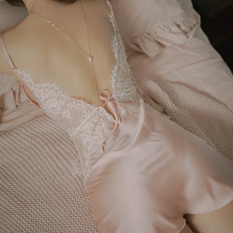 

Backless Lace Nightdress Sexy V-Neck Homewear Chemise Sleepwear Silk Satin Nightwear Beauty Girl Loungewear Rayon Nightgown