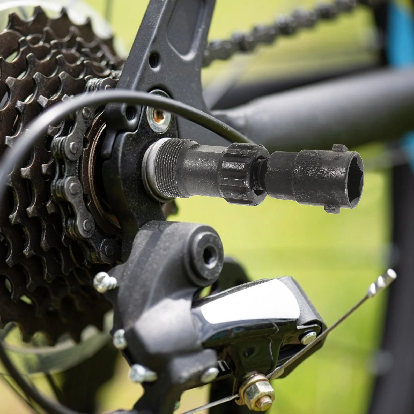 

Durable Metal Bicycle Crank Removal Tool Professional Crank Arm Puller Precise Positioning for Bicycle Maintenance Repair