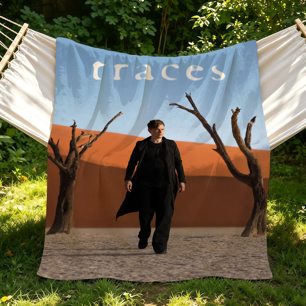 Singer M-michael Patrick Kelly Traces Blanket Suitable For Sofas Beds Offices Cars Outdoor Travel  Ideal Gift For Friends Family