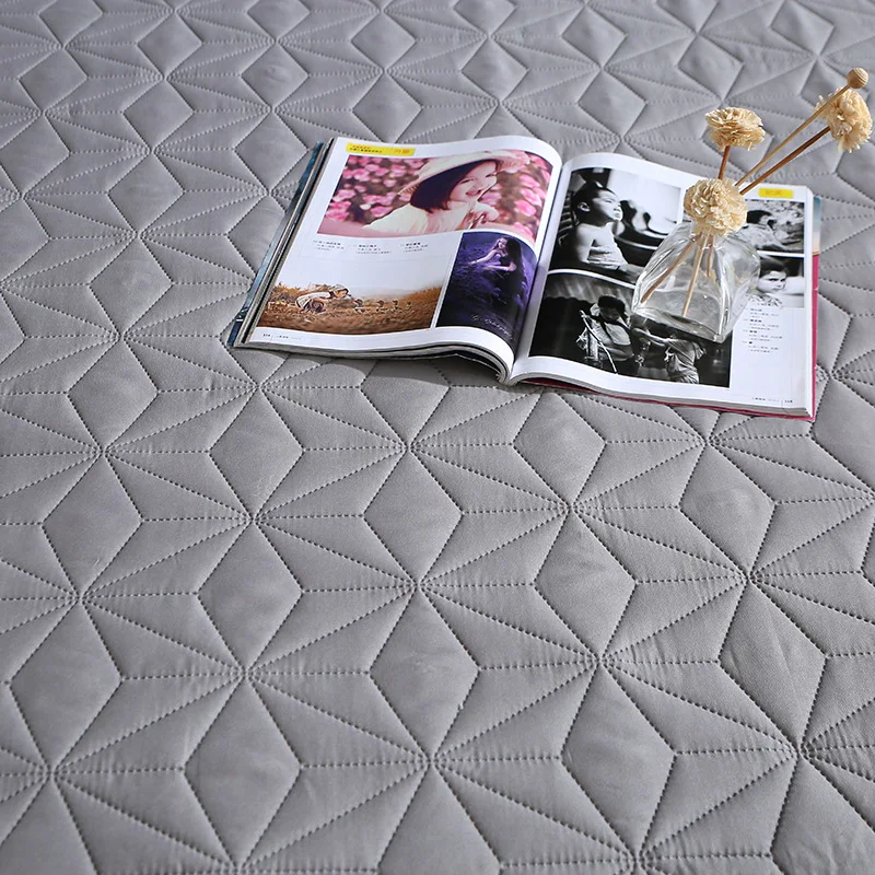 New Cross-border Padded Waterproof Mattress, Non-slip Thickened Simmons Protective Cover, Urine-proof Simmons Mattress