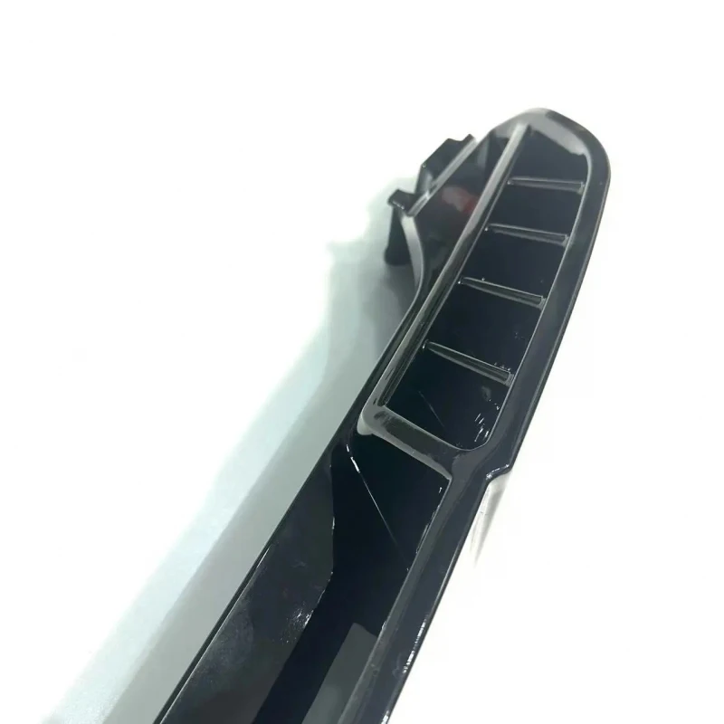 New Integrated Rear Tail Wing Replacement for Defender 110/90 4
