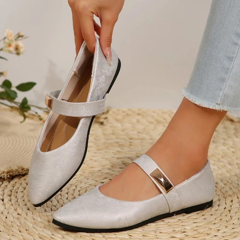 New Style Pointed Toe Shallow Mouth Comfortable Casual Flat Lightweight and Elegant Women's Shoes Fashionable Loafers