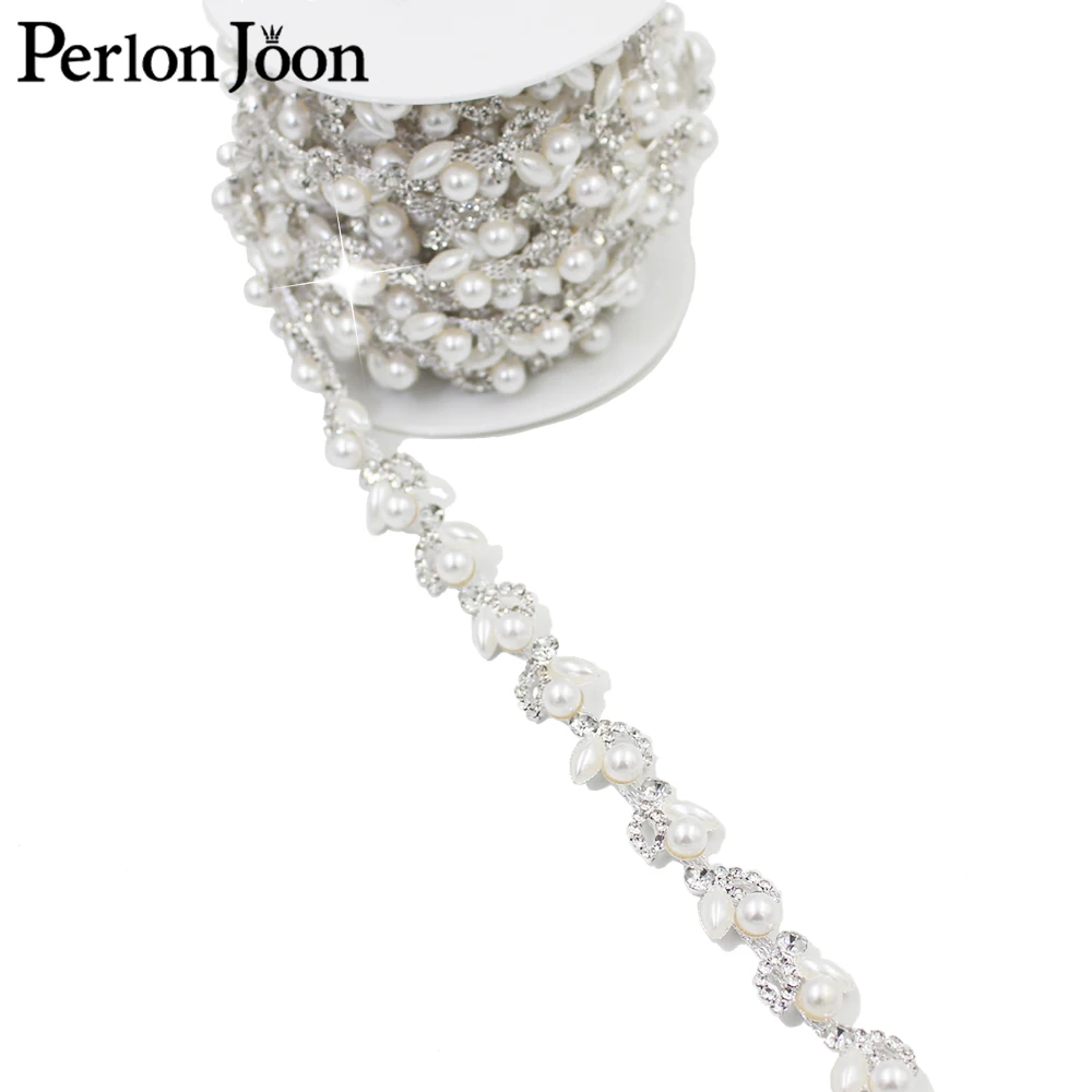 Classic leaf shape pearl crystal chain rhinestones trim Ribbon metal chain for dress, bag, shoes accessories ML008-3