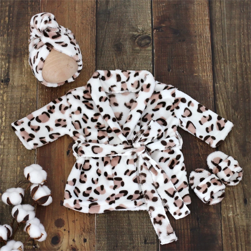 Newborn Baby Bathrobe Photo Shoot Clothing Soft Fleece Robe Headscarf Shoes Outfits Infant Boy Girl Costume Towel Sets Leopard