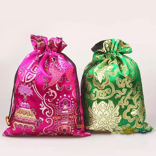 

5pcs Large Silk Brocade Cloth Drawstring Gift Pouches China Holiday Christmas Wedding Storage Bags Candy Spice Packaging