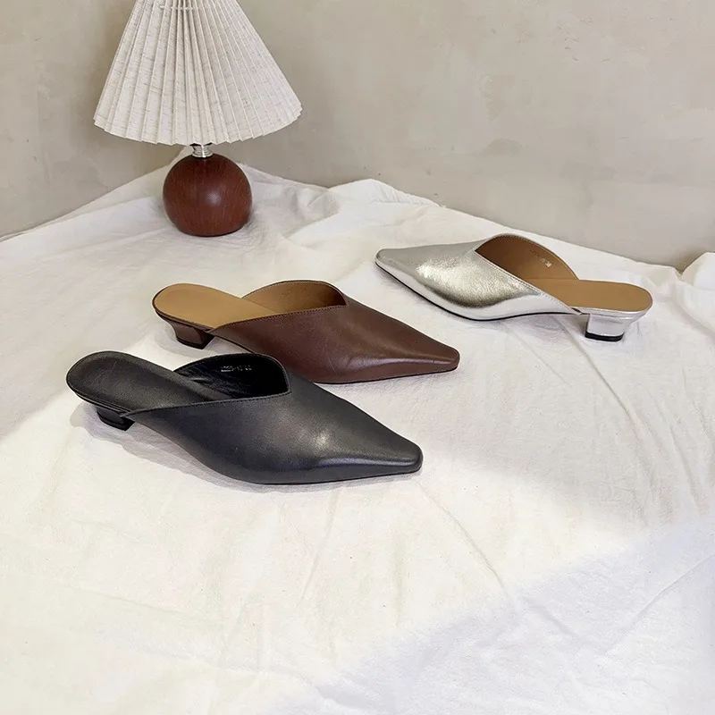 

Birkuir Retro Closed Toe Thick Heel Slippers For Women Mid Heel Slides Pointed Toe Outdoor Shoes Genuine Leather Beach Slippers