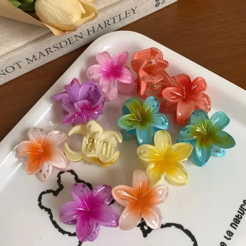 4/8 cm mehrfarbiges Blumen-Haar-Accessoire-Set mit Farbverlauf, Strand-Stil, Haarnadeln, Blumen-Klauen-Clip, Sommer-Blumen-Haarnadeln im hawaiianischen Stil – Detail 3