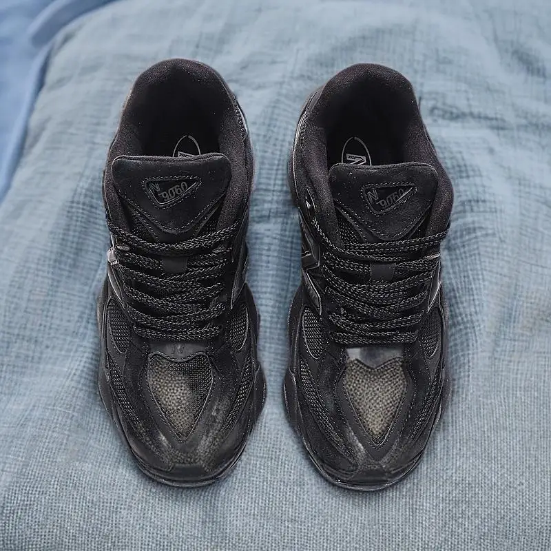 

Pant BootsLightweight Retro Sports Shoes, Burden - reduction Design, Easy Run