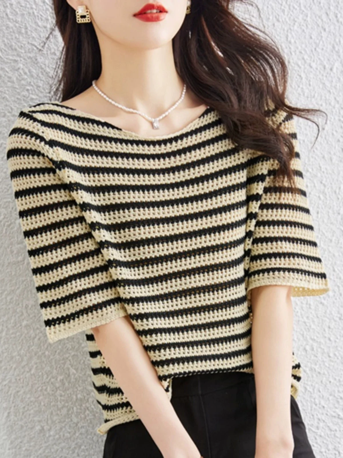 

Women's Outlet Brand Stripe Ice Silk ort Sve Knitted T-irt Sweet Sle Loose Fit Printed Summer Thin Regular Length