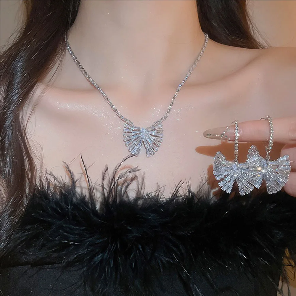 

New Zircon Butterfly Ear Buckle Necklace Elegant Light Luxury and High-end Jewelry Set For Women Girls