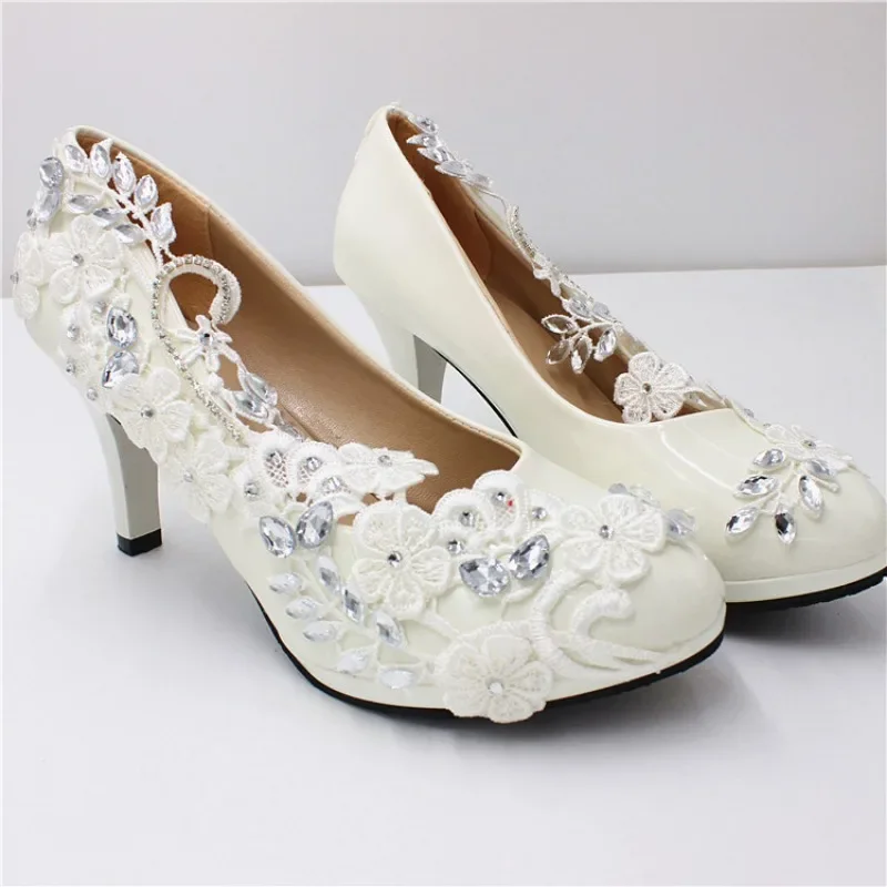 Sexy Pumps Women Wedding PU 3 5 8CM Thin Heels Fashion Water Diamond Flower Shallow Lace Women Party Mule Shoes White