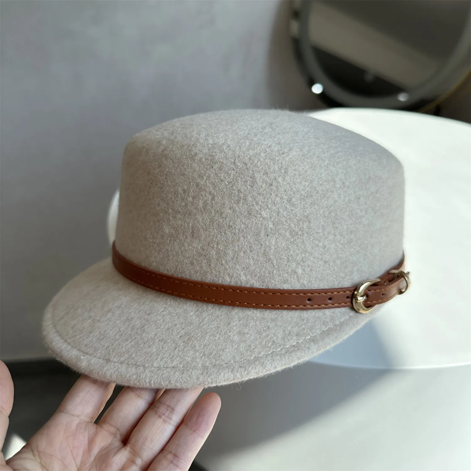Adults Short Brim Hard Molded Equestrian Hat Women 100% Wool Felt Cap Retro Stylish Autumn Winter Daily Headwear Warm Outdoor