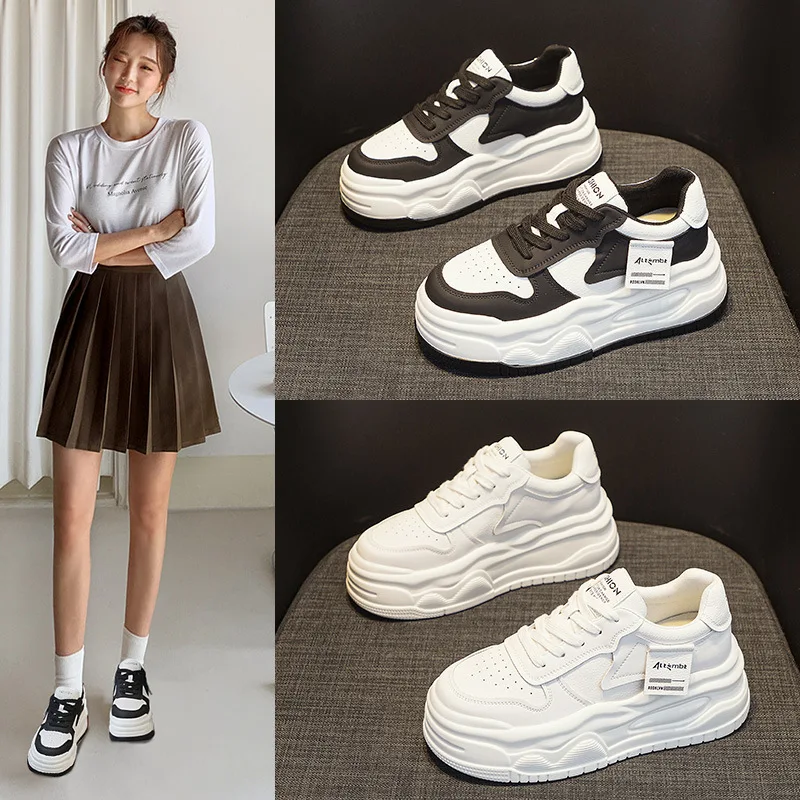 2025 new thick-soled height-enhancing leather sneakers 7CM platform bottom small breathable panda white shoes