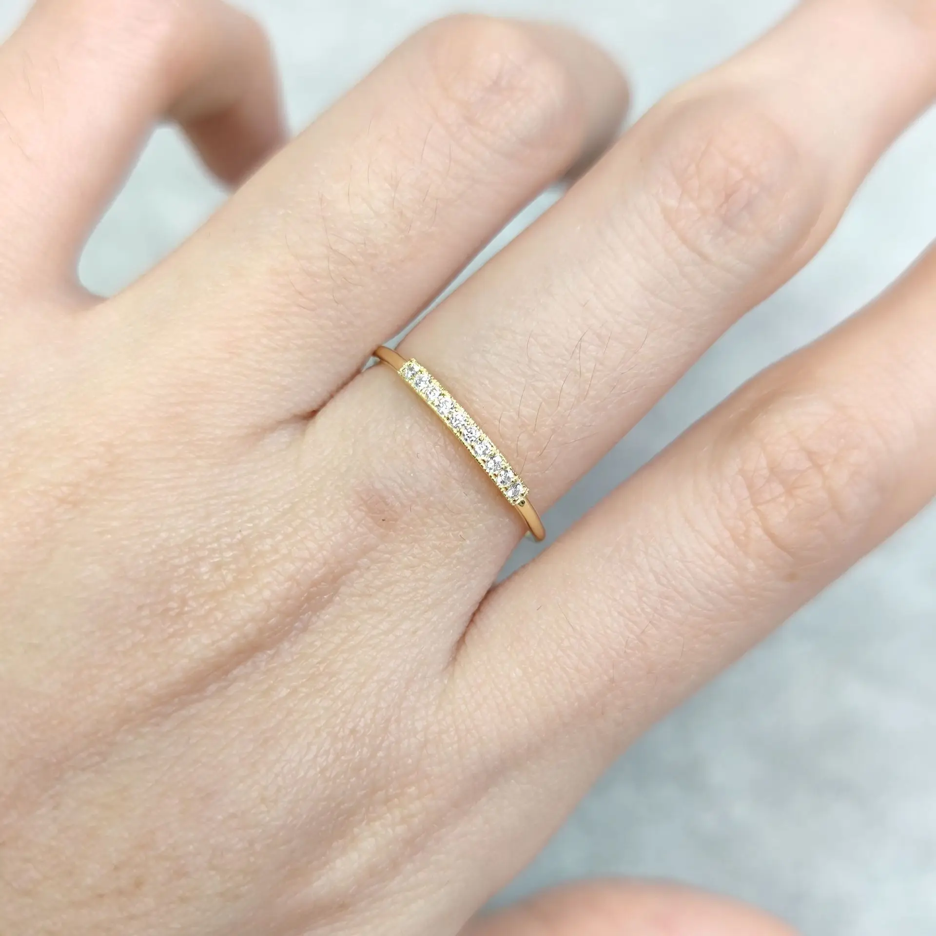 Veeie Veein Jewelry 9k Gold Straight Row Diamond Small Row Ring Women S Fashion Simple Commuter Artificially Grown Diamond Small