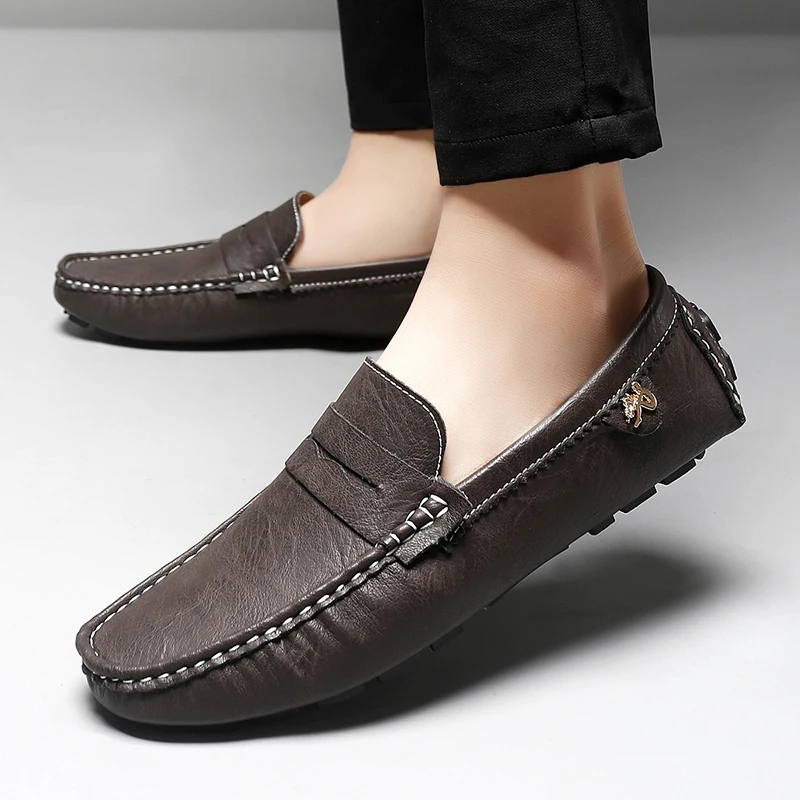 

Spring Brand New Men's Outdoor Breathable Soft Soled Loafers High-quality Hand Sewn Comfortable Round Toe Casual Shoes Covers