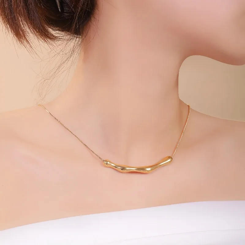 2024 New Stainless Steel Simple Liquid Metal Clavicle Chain Necklace Fashion Daily Vacation Gifts