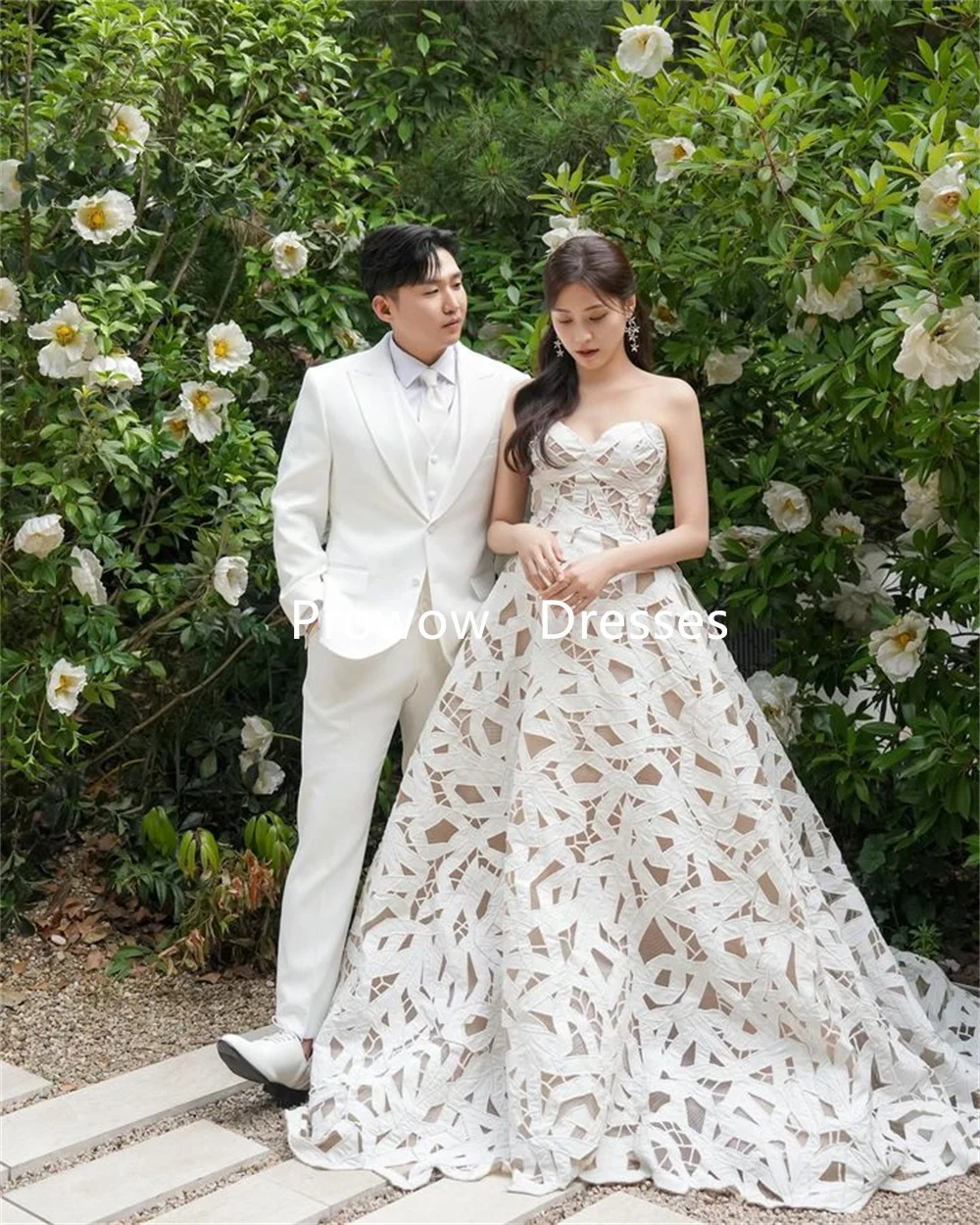 Prowow Luxury Avorio A Line Abiti da sposa Corea Photoshoot Abiti da sposa in pizzo Lunghezza pavimento Senza maniche Sweetheart Personalizzato