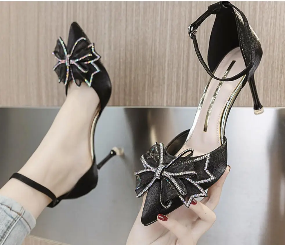 

Sexy Rimocy Thin Heels Ankle Strap Pumps Women Lace Bowknot Wedding Party Shoes Woman Elegant Pointed Toe Silk High Heels Shoes