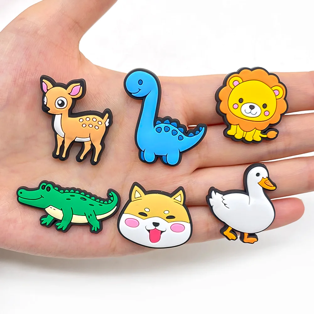 1Pcs PVC small animal Shoe Charms Shoe Decorations Pins for Women Girls Sandal Buckles Accessories Gifts