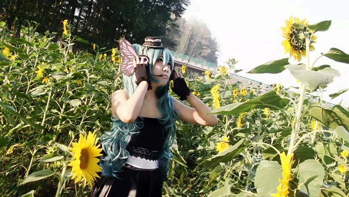 

Earphone Magnet Version Formal Dr Cosplay Costume Vocaloid Miku Dr Workop Anime Game Cosplay Props Services