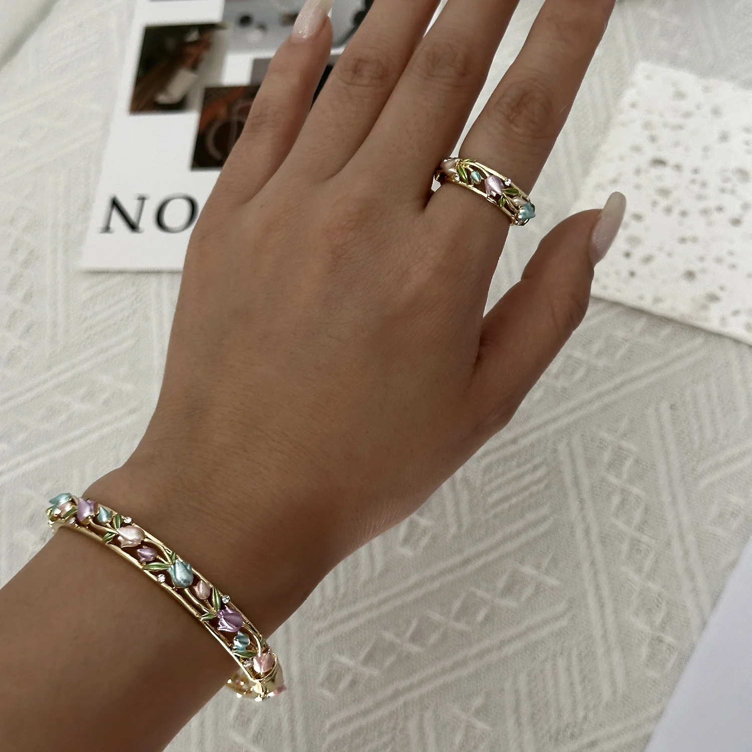 2Pcs/Set Vintage Enamel Tulip Bracelet Ring Set for Women Gold Plated Open Bangle Adjustable Ring Colorful Jewelry Gift