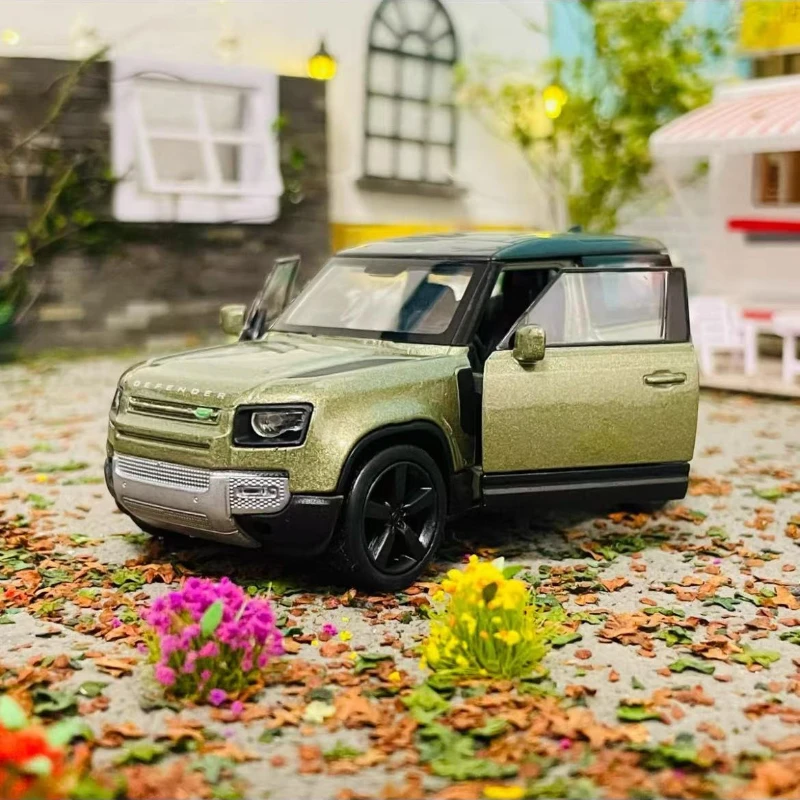 

WELLY 1:36 2020 Land Rover Defender High Simulation Diecast Car Metal Alloy Model Car kids toys collection gifts