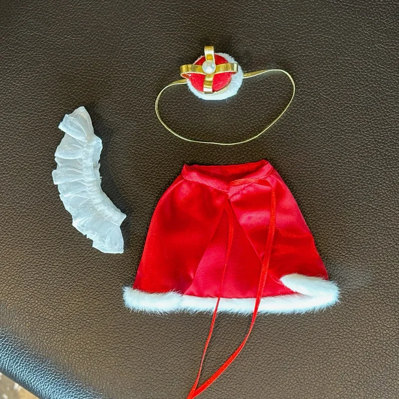 

Виниловая кукла-подвеска Labubu V3.0 с королевской короной, красным плащом - коллекционная игрушка для одежды для фанатов