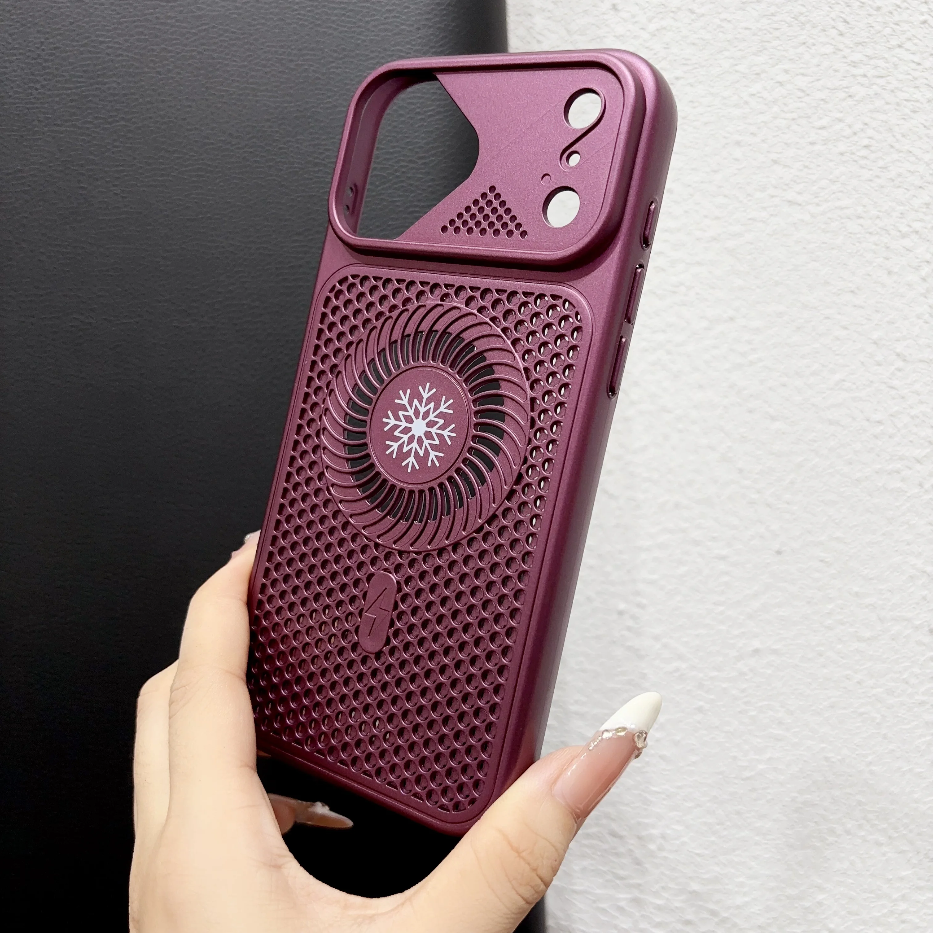 Wabenförmige Wärmeableitende Magnetische Handyhülle für iPhone 18 17 ProMax 16 17E 16E 15 14 13 Pro Max Stoßfeste Schutzhülle – Detail 9