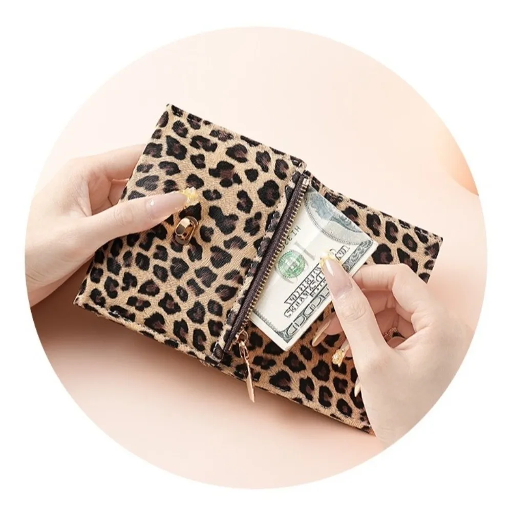 Leopard Print Trifold Wallet Large Capacity Portable Size Clutch Purse Multi-Card Slots Functional Design Card Holder Wallet