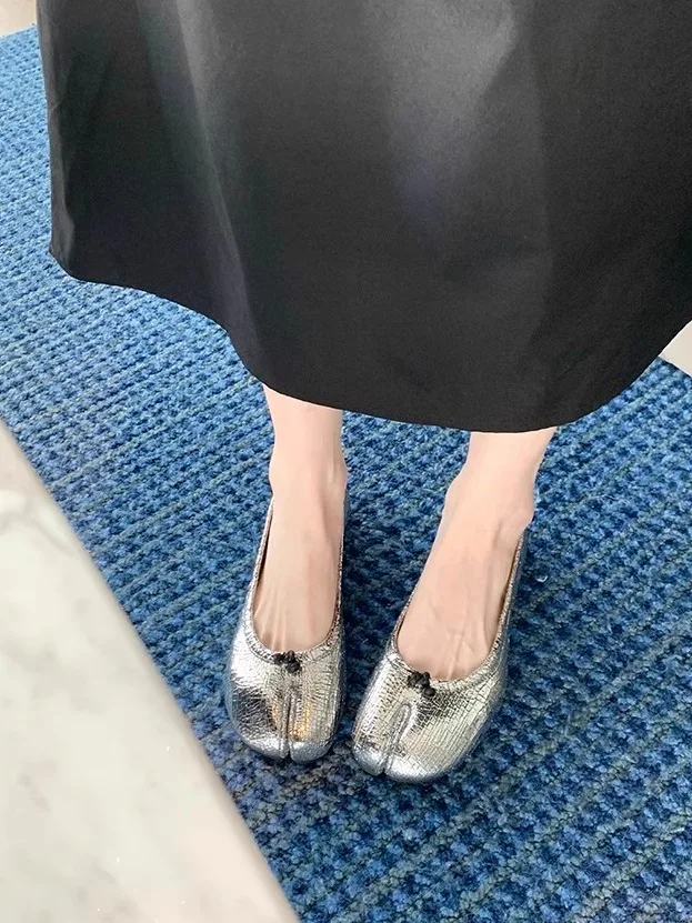 silver-leather-pig-toe-flat-bot-slip-on-oes-spring-new-sle-casual-round-toe-flat-heel-faionable-with-skirt