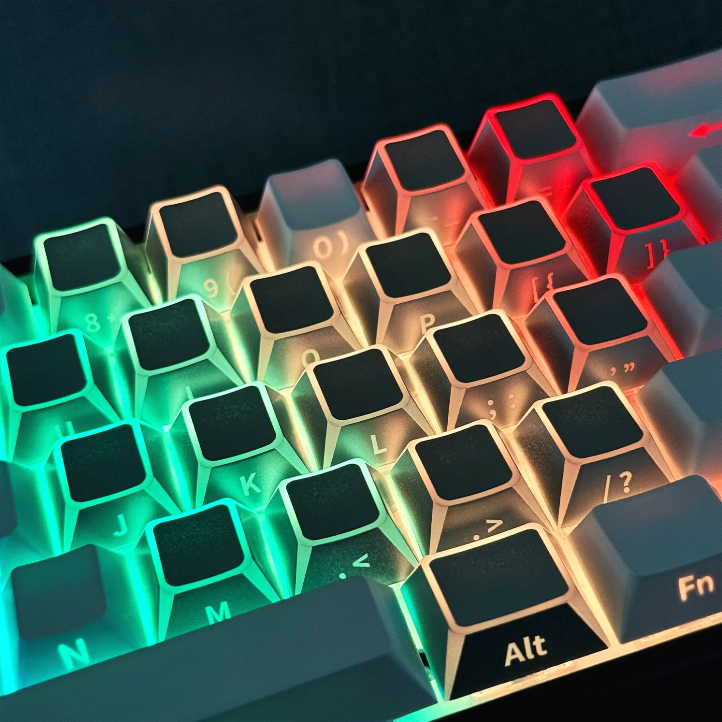 

Refractive Edge Shadow, Side Engraved Translucent Cherry Keycap PBT 21 Key Replacement Cap, 60/84/98/108 Mechanical Keyboard