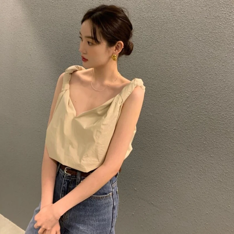 

2026 Summer Design Hot Selling Simple Cotton Niche Temperament Deep V Solid Color Tank Top for Women