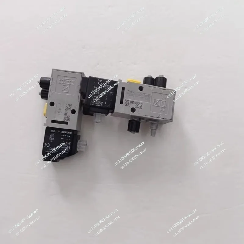 

572745 572840 Solenoid valve, original genuine brand new