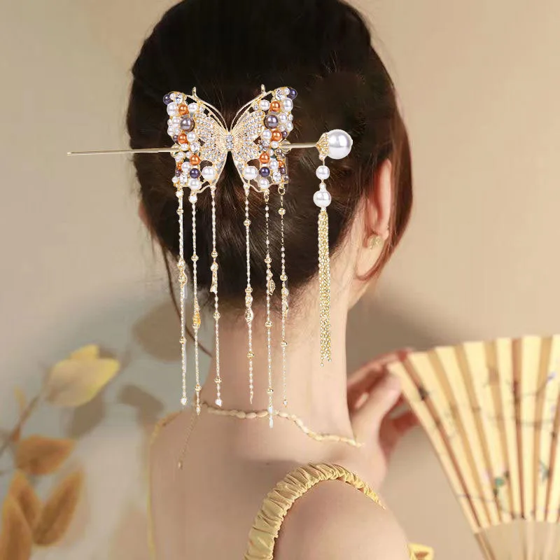 豪華でエレガントなカラーパール蝶タッセル合金ヘアクリップ女性のバンドルヘアクリップパーティーファッショナブルなヘアアクセサリー