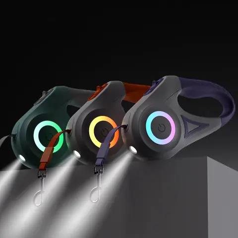 Led 손전등과 5M 자동 개폐식 개 가죽 끈 애완견을위한 내구성 나일론 리드 조정 가능한 워킹 러닝 로프