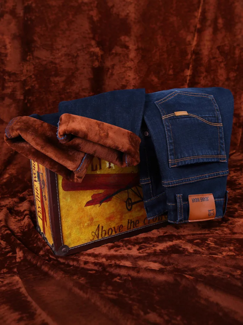 الشتاء الرجال الدافئة جينز سترتش 10XL أفخم الدنيم فضفاض مستقيم بالإضافة إلى حجم السراويل الفضفاضة لارتداء مريح