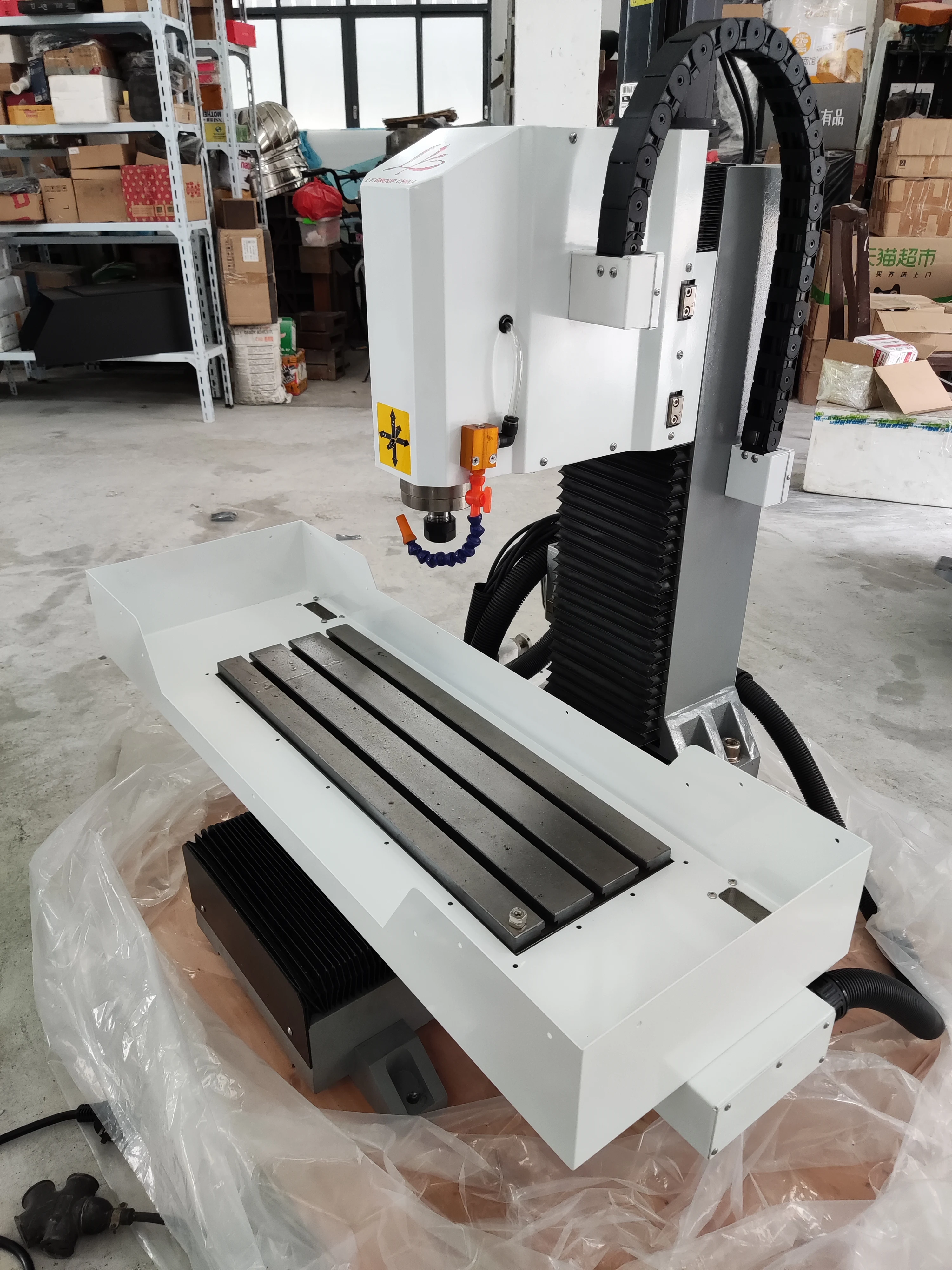 Z Axis 300mm Full Cast Iron CNC Milling Engraving Machine 4020 3 Axis Wood Cutting Engraver 1.5/2.2/3.5KW Can Upgrade 4/5 Axis